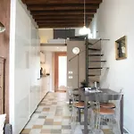 Bilocale Di Charme Garibaldi - Mirable Pm